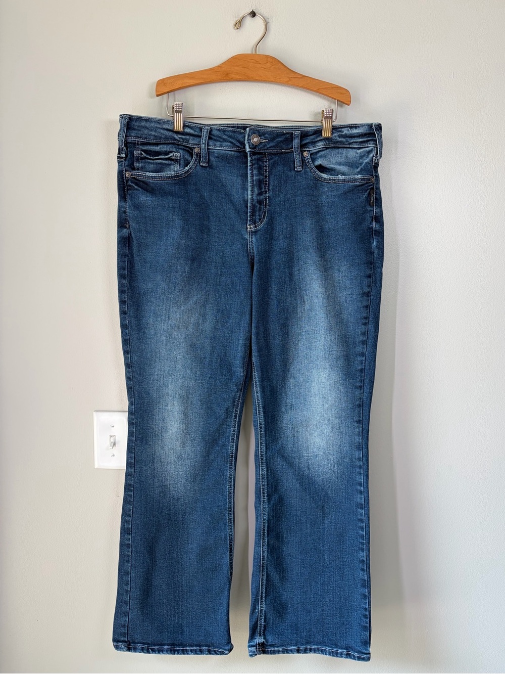 Silver Jeans Co Medium Wash Suki Bootcut Jeans Premium Stretch Denim